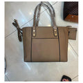 HG-LL005 - BOLSO DE MANO EN COLOR BEIGE (60/1)