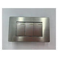 EL-CN019 - INTERRUPTOR TRIPLE DE ACERO INOXIDABLE (138/1)