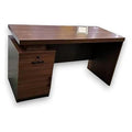 HF-YC042 - ESCRITORIO CON CAJONERA DE MADERA (1/1)