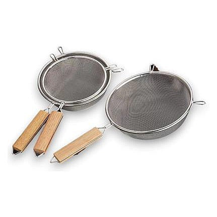 KT-T-YG14 - COLADORES DE MALLA CON MANGO DE MADERA (240/1)