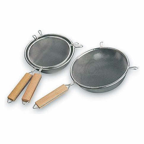 KT-T-YG15 - COLADORES DE ACERO CON MANGO DE MADERA (240/1)