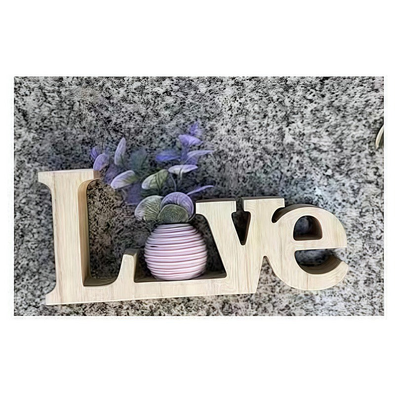 H-CSP35 - LETRA DECORATIVA "LOVE" CON MACETA (144/1)