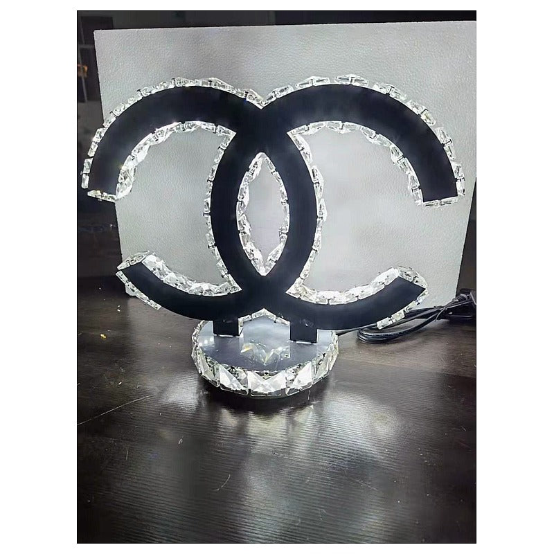 TD-8215 - LÁMPARA DE MESA CON DISEÑO DECORATIVO (1/1)