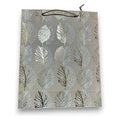 JJ53002 - BOLSA DE REGALO CON HOJAS PLATEADAS (480/1)